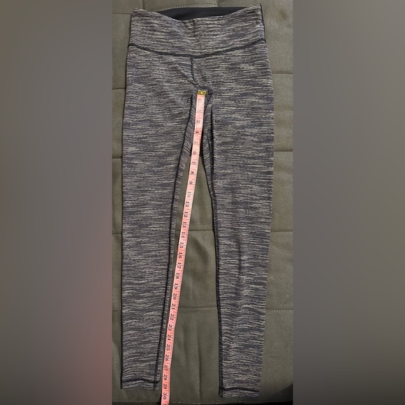 Lululemon leggings Size 6 EUC - Picture 2 of 7